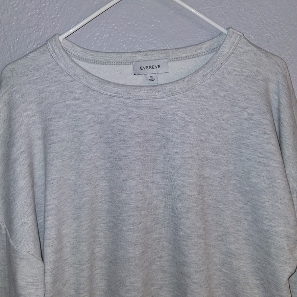 EVEREVE Women M Sweatshirt Light Gray Long Pufg Sleeve Wide Cuff Snaps - Picture 6 of 6